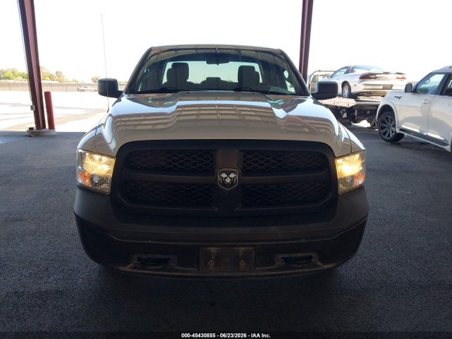 1C6RR7FG4KS679098 RAM 1500 Classic Tradesman 4x4 6&#039;4 Box