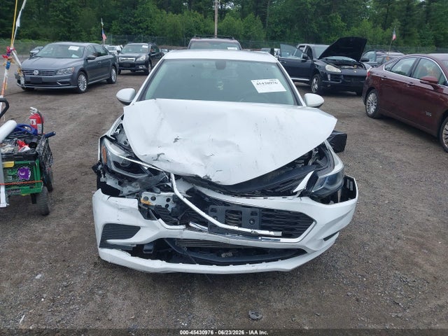1G1BE5SMXH7248825 Chevrolet Cruze Lt Auto