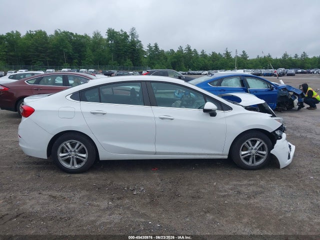 1G1BE5SMXH7248825 Chevrolet Cruze Lt Auto