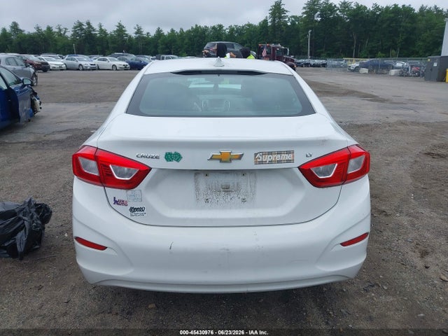 1G1BE5SMXH7248825 Chevrolet Cruze Lt Auto