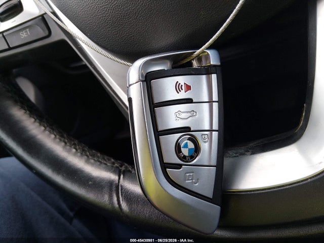 45430981 :رقم المزاد ، 5UXTR7C51KLF29382 vin ، 2019 Bmw X3 Sdrive30i مزاد بيع