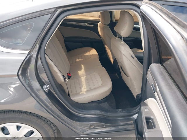 3FA6P0G72KR274009 Ford FUSION S