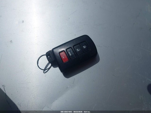 4T1BD1FK2FU157716 Toyota Camry Hybrid Xle