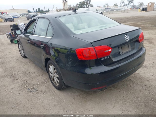 3VWD17AJ9EM390046 Volkswagen Jetta 1.8t Se