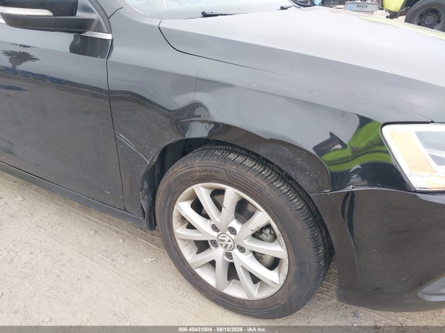 3VWD17AJ9EM390046 Volkswagen Jetta 1.8t Se