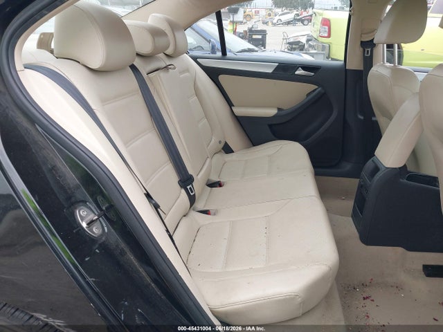 3VWD17AJ9EM390046 Volkswagen Jetta 1.8t Se