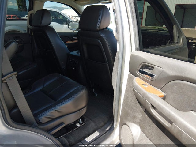 45431018 :رقم المزاد ، 1GKFK13058J230830 vin ، 2008 Gmc Yukon Sle/slt مزاد بيع