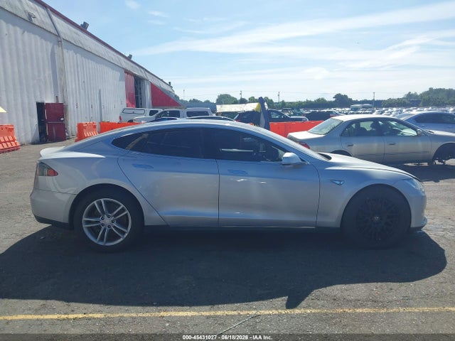Продажа на аукционе авто 2013 Tesla Model S, vin: 5YJSA1CN1DFP26170, номер лота: 45431027