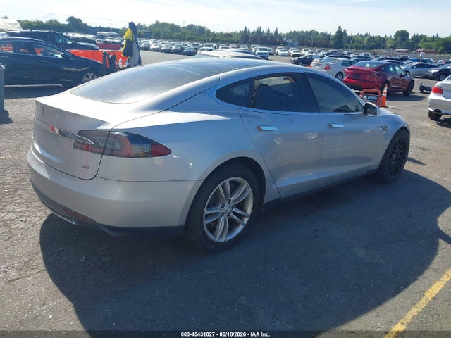 Продажа на аукционе авто 2013 Tesla Model S, vin: 5YJSA1CN1DFP26170, номер лота: 45431027