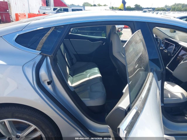 Продажа на аукционе авто 2013 Tesla Model S, vin: 5YJSA1CN1DFP26170, номер лота: 45431027