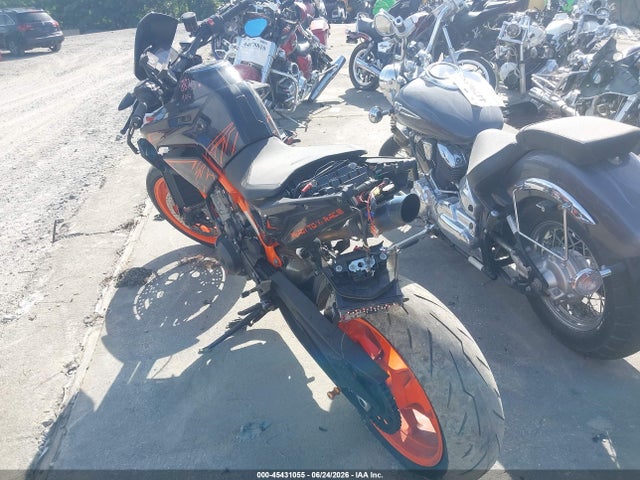 KTM 890 Duke R 2023 VBKTU9400PM849014 Image 3
