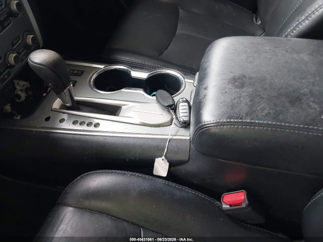 5N1DR2MNXJC678758 Nissan Pathfinder Sl