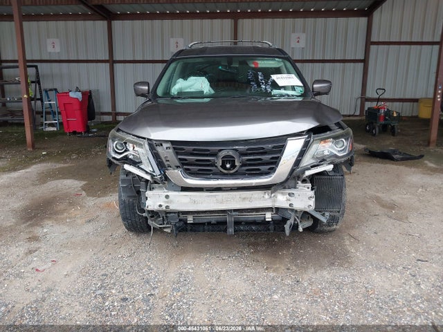 5N1DR2MNXJC678758 Nissan Pathfinder Sl