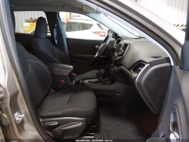 Jeep Cherokee Latitude 4x4 2019 1C4PJMCB7KD440292 Image 5