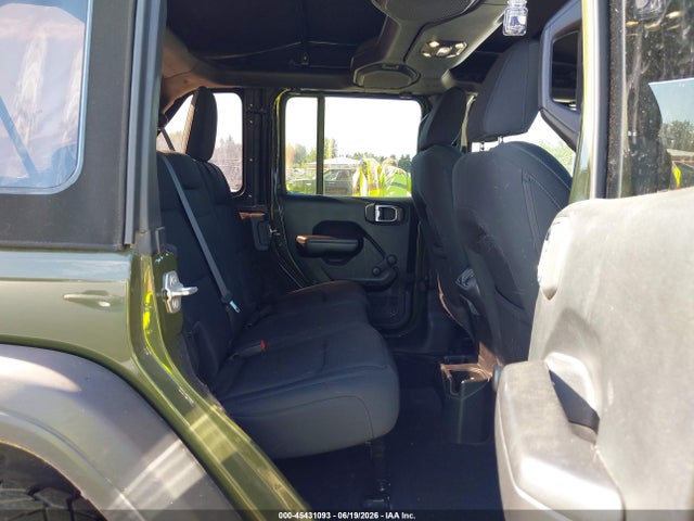 1C4HJXDG4MW514517 Jeep Wrangler Unlimited Sport 4x4