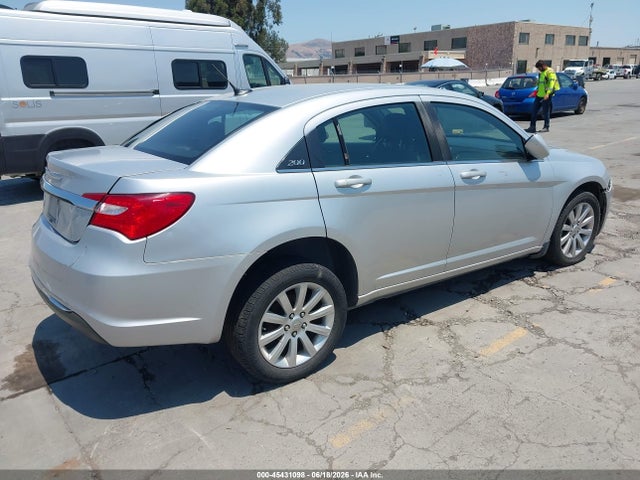 Продаж на аукціоні авто 2012 Chrysler 200 Touring, vin: 1C3CCBBB9CN120132, номер лоту: 45431098