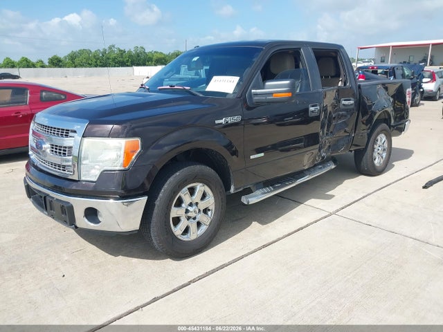 Ford F-150 Xlt 2014 1FTFW1CT1EKD44257 Image 2