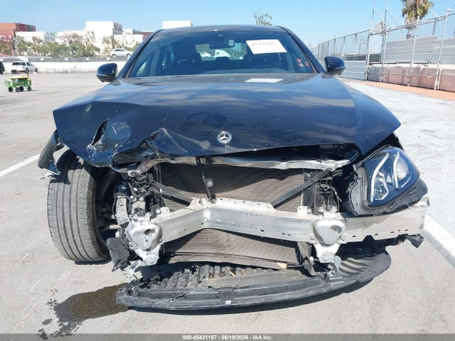 45431187 :رقم المزاد ، WDDZF4JB9KA620216 vin ، 2019 Mercedes-benz E 300 مزاد بيع