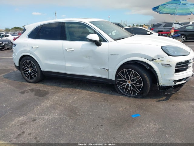 WP1AE2AY5RDA29584 Porsche Cayenne E-hybrid