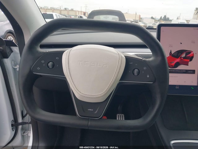 2021 Tesla Model Y Performance Dual Motor All-wheel Drive მანქანა იყიდება აუქციონზე, vin: 5YJYGDEF4MF211647, აუქციონის ნომერი: 45431234