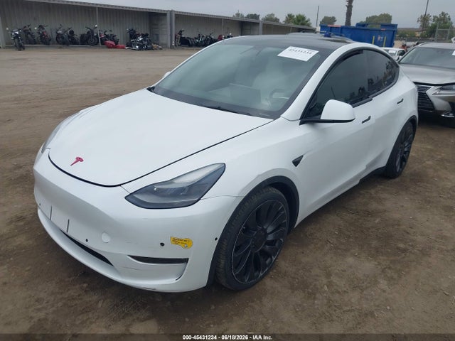 2021 Tesla Model Y Performance Dual Motor All-wheel Drive მანქანა იყიდება აუქციონზე, vin: 5YJYGDEF4MF211647, აუქციონის ნომერი: 45431234