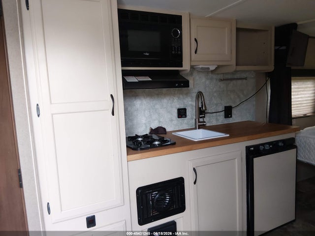 Продажа на аукционе авто 2016 Jayco Camper, vin: 1UJBJOAJOG17A0372, номер лота: 45431245