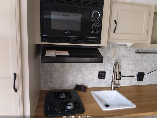 Продажа на аукционе авто 2016 Jayco Camper, vin: 1UJBJOAJOG17A0372, номер лота: 45431245