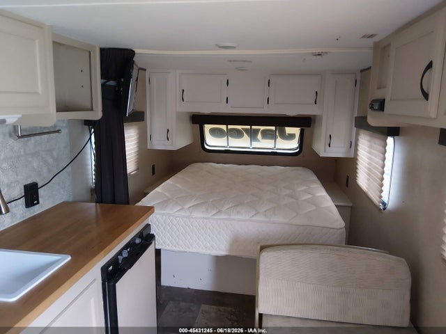 Продажа на аукционе авто 2016 Jayco Camper, vin: 1UJBJOAJOG17A0372, номер лота: 45431245