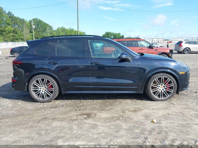45431267 :رقم المزاد ، WP1AD2A27HLA82225 vin ، 2017 Porsche Cayenne Gts مزاد بيع