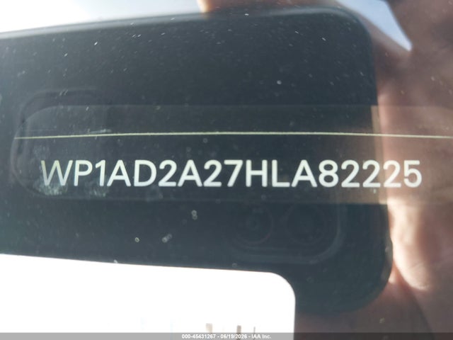45431267 :رقم المزاد ، WP1AD2A27HLA82225 vin ، 2017 Porsche Cayenne Gts مزاد بيع
