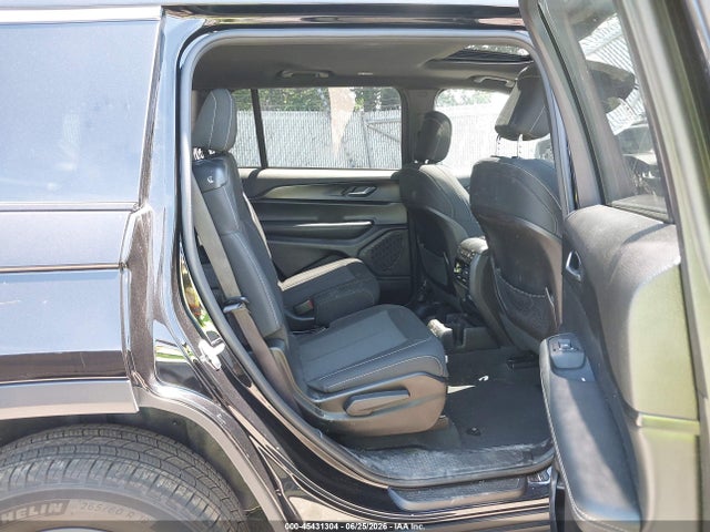 45431304 :رقم المزاد ، 1C4RJKAGXS8646615 vin ، 2025 Jeep Grand Cherokee L Laredo X 4x4 مزاد بيع