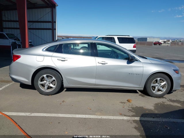 1G1ZC5ST9JF160484 Chevrolet Malibu 1fl