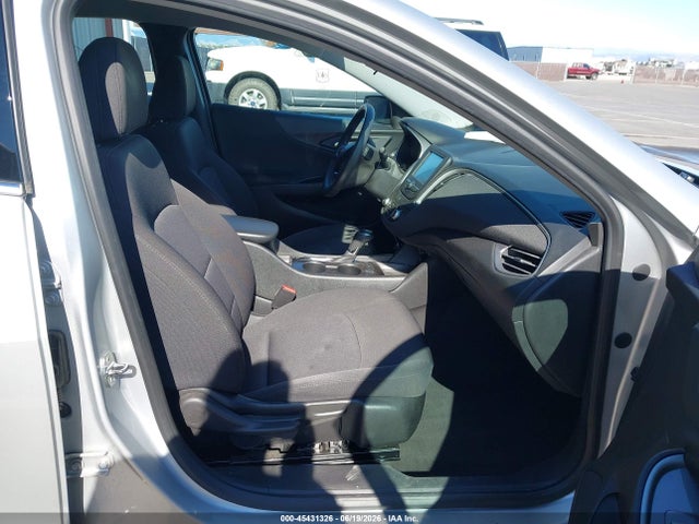 1G1ZC5ST9JF160484 Chevrolet Malibu 1fl