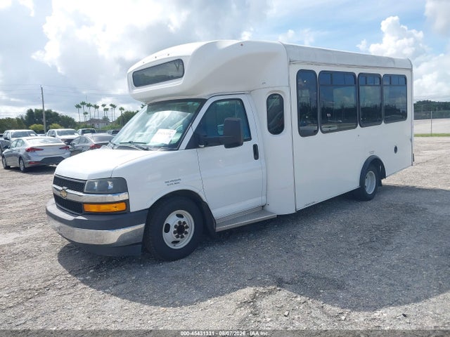 1HA6GUBB6KN009878 Chevrolet Express Cutaway 4500 Van
