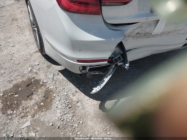 45431340 :رقم المزاد ، WBA7E2C55HG740470 vin ، 2017 Bmw 740i مزاد بيع