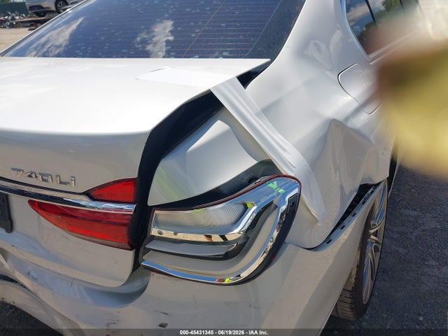 45431340 :رقم المزاد ، WBA7E2C55HG740470 vin ، 2017 Bmw 740i مزاد بيع