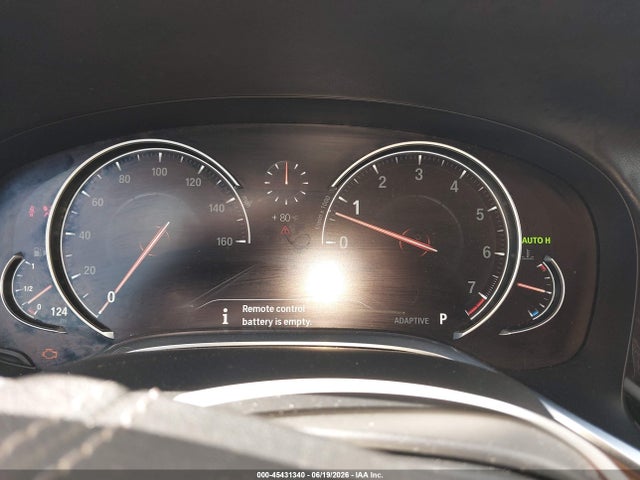 45431340 :رقم المزاد ، WBA7E2C55HG740470 vin ، 2017 Bmw 740i مزاد بيع