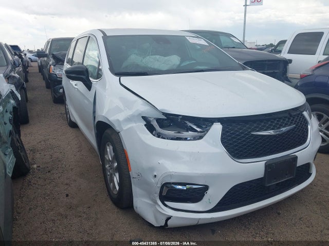 2024 Chrysler Pacifica Touring მანქანა იყიდება აუქციონზე, vin: 2C4RC1FG4RR112568, აუქციონის ნომერი: 45431385