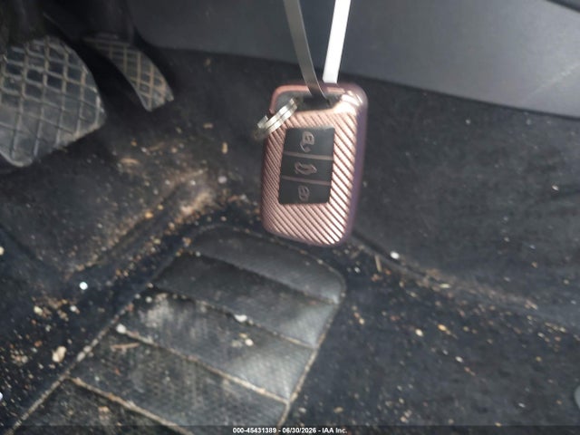 45431389 :رقم المزاد ، 3VVAX7B23NM057533 vin ، 2022 Volkswagen Taos 1.5t S مزاد بيع