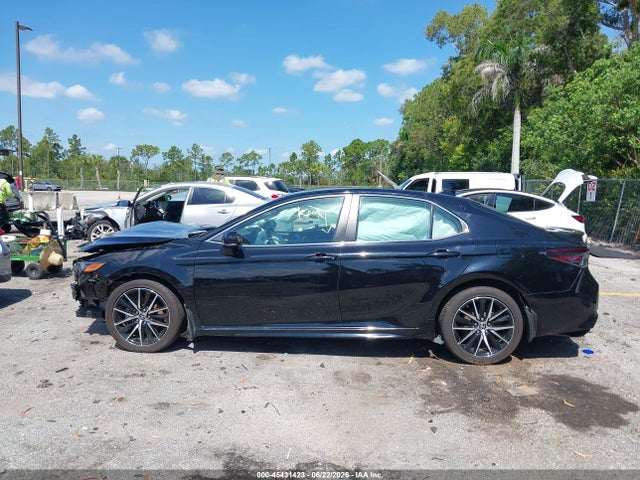 2023 Toyota Camry Se Awd მანქანა იყიდება აუქციონზე, vin: 4T1G11BKXPU086898, აუქციონის ნომერი: 45431423