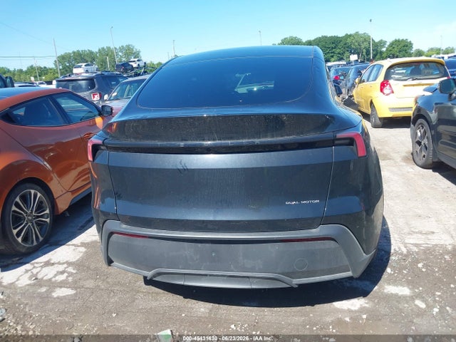 45431430 :رقم المزاد ، 7SAYGDEE1TA637799 vin ، 2026 Tesla Model Y All-wheel Drive/long Range Launch Series/premium All-wheel Drive مزاد بيع