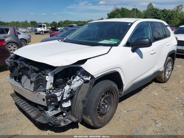 Toyota RAV4 LE 2024 2T3H1RFV7RW342867 Image 2