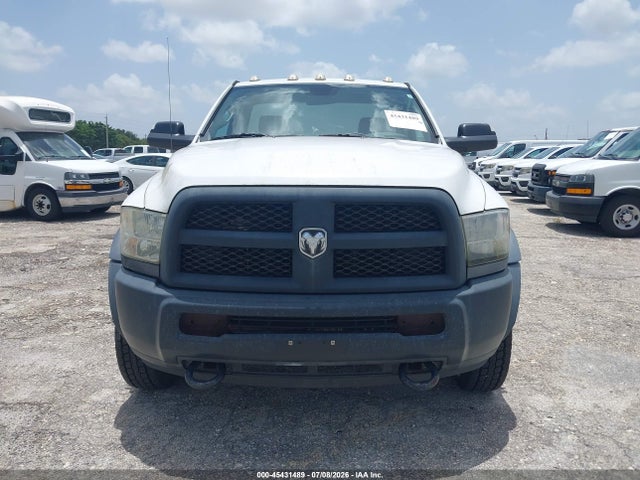 45431489 :رقم المزاد ، 3C7WRNBJ3FG544860 vin ، 2015 Ram 5500 Chassis Tradesman/slt مزاد بيع