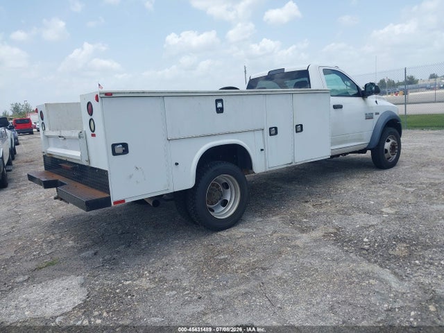 45431489 :رقم المزاد ، 3C7WRNBJ3FG544860 vin ، 2015 Ram 5500 Chassis Tradesman/slt مزاد بيع