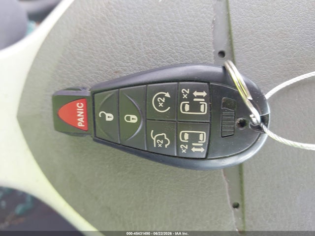 2010 Chrysler Town & Country Touring მანქანა იყიდება აუქციონზე, vin: 2A4RR5DX8AR271584, აუქციონის ნომერი: 45431490