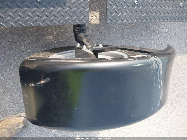 2TYUSA1A8JA009333 Utility Motorcycle Trailer