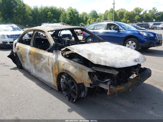 45431516 :رقم المزاد ، 3VW567AJ4CM451533 vin ، 2012 Volkswagen Jetta Gli مزاد بيع