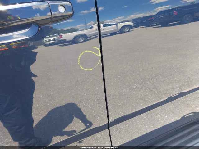 45431540 :رقم المزاد ، 1GNSKAEC6JR338602 vin ، 2018 Chevrolet Tahoe Ls مزاد بيع