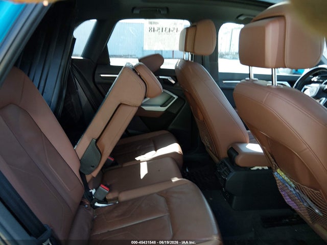 Продажа на аукционе авто 2019 Audi Q3 2.0t S Line Premium, vin: WA1EECF31K1072584, номер лота: 45431548