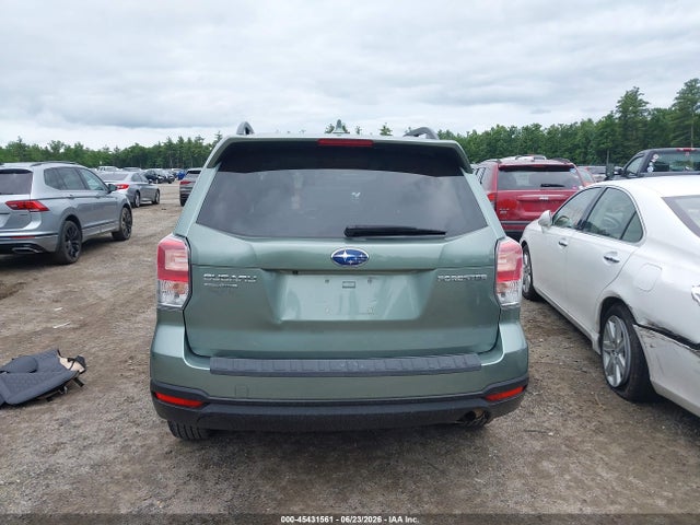 Subaru Forester 2.5i Premium 2018 JF2SJAEC5JH431050 Image 17